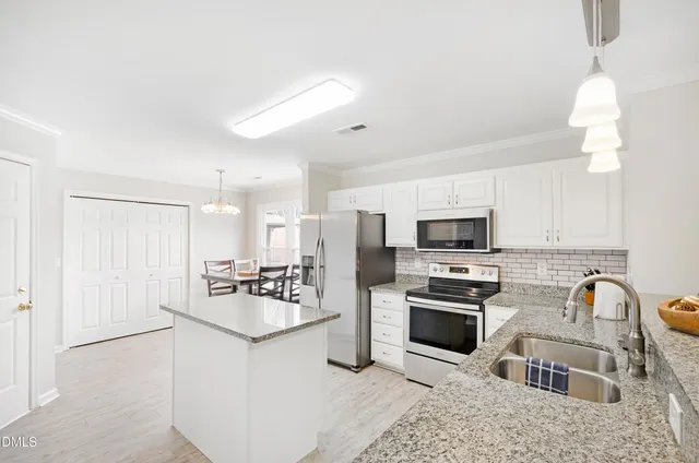 $2,250 | 1338 Beaufort Drive, Graham, NC 27253