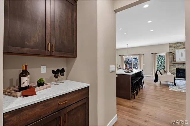 $797,990 | 1 Gates Manor Court, St. Louis, MO 63126