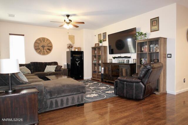 14330 Fredonia Drive Reno, NV 89506 - Photo 8 of 30 00 - 8