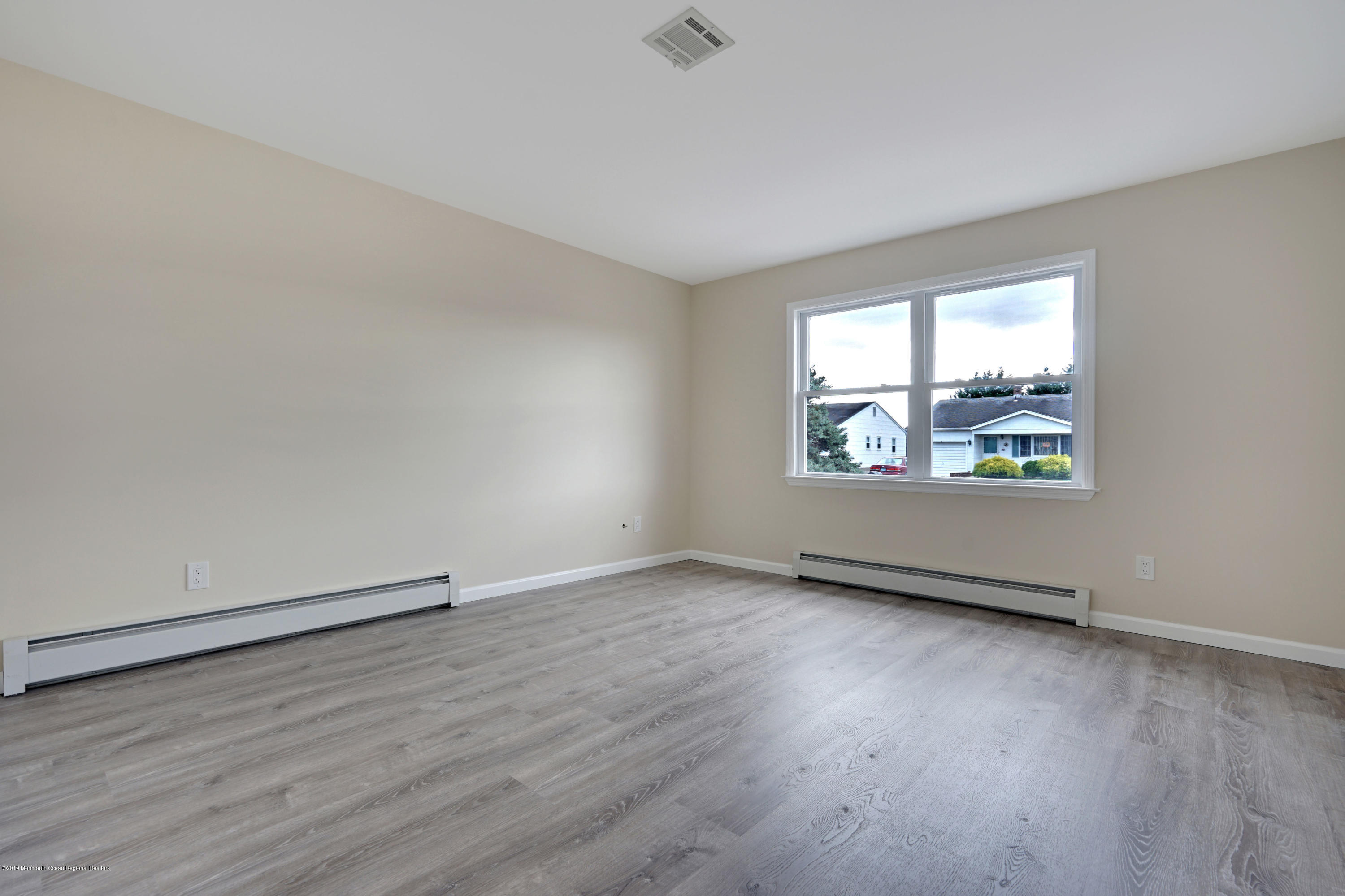 15 Jericho Road Toms River, NJ 08757 - Photo 9 of 50 008_dsc08118-dsc08122