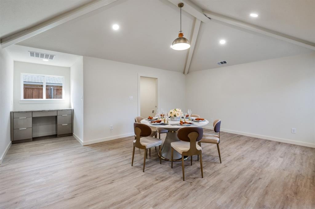 3401 Cross Bend Road Plano, TX 75023 - Photo 11 of 26