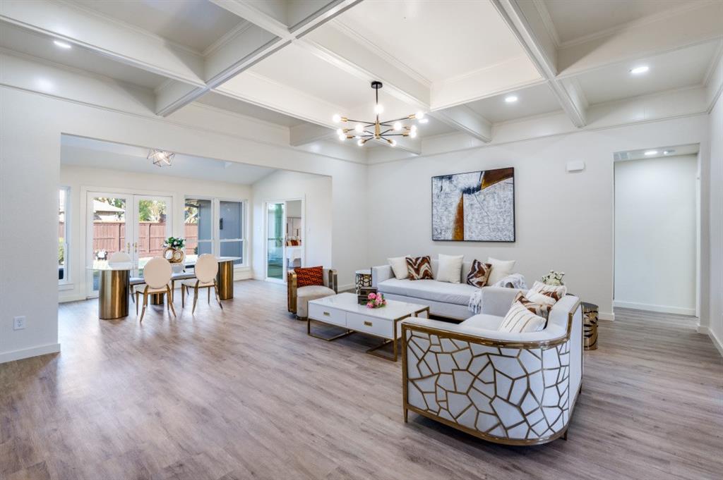 3401 Cross Bend Road Plano, TX 75023 - Photo 5 of 26