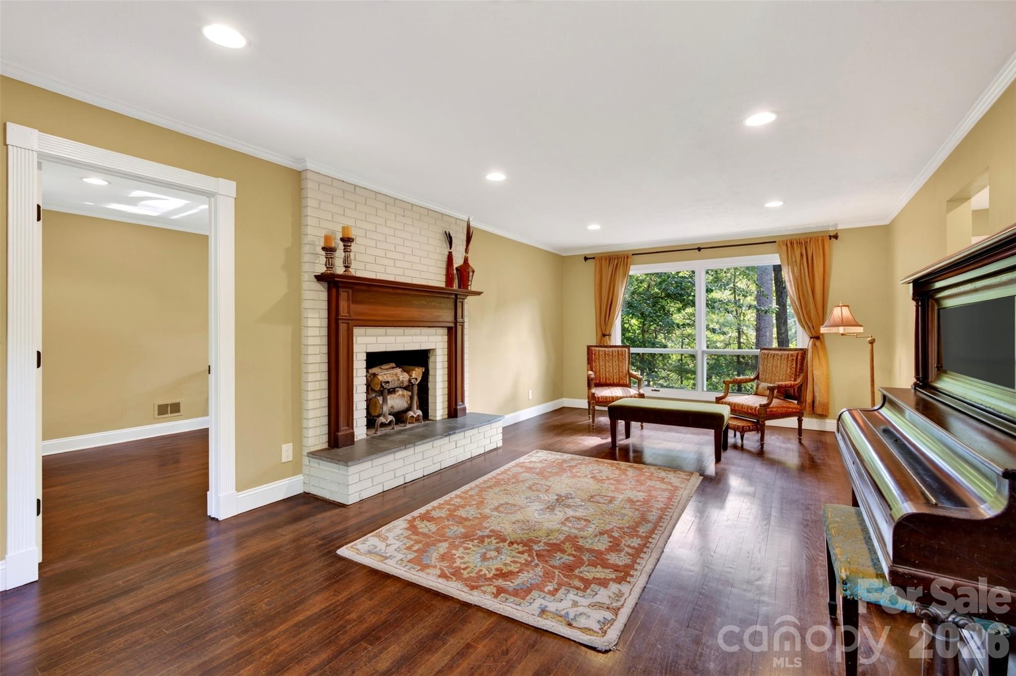 14 Willow Road Asheville, NC 28804 - Photo 3 of 39 Gallery Image 3