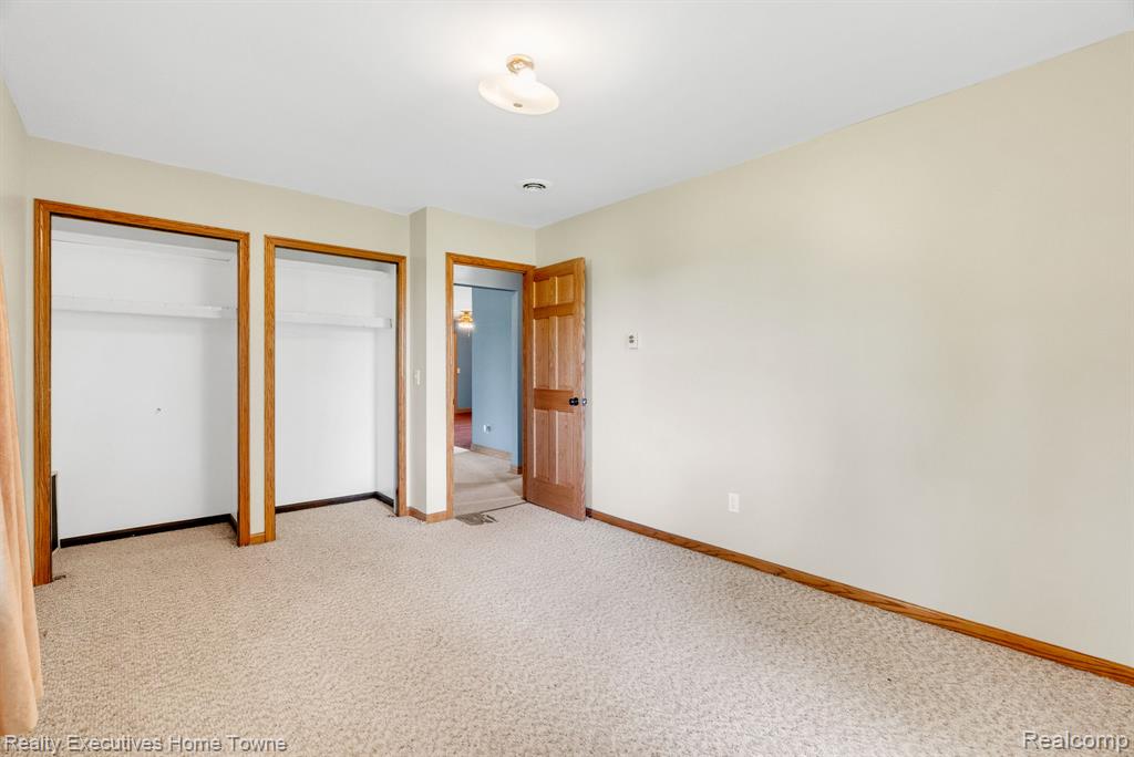 5061 Burtch Road Jeddo, MI 48032 - Photo 20 of 57