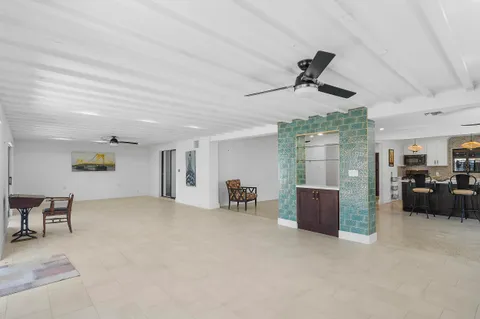 $825,000 | 901 Guava Isle, Fort Lauderdale, FL 33315