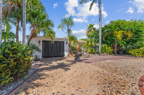 $825,000 | 901 Guava Isle, Fort Lauderdale, FL 33315