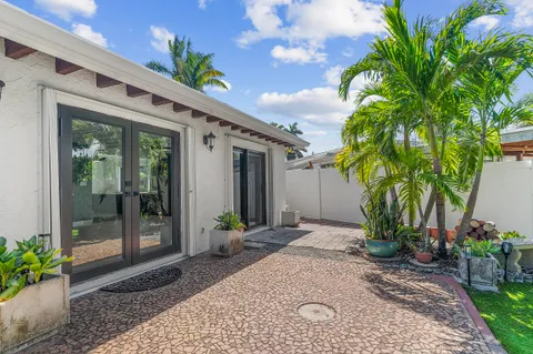 $825,000 | 901 Guava Isle, Fort Lauderdale, FL 33315