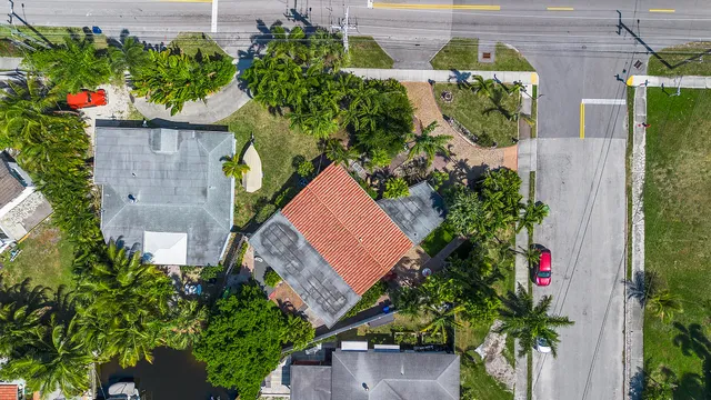 $825,000 | 901 Guava Isle, Fort Lauderdale, FL 33315