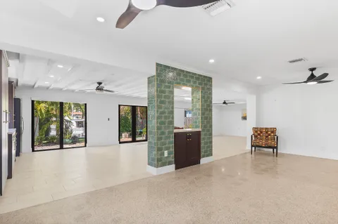 $825,000 | 901 Guava Isle, Fort Lauderdale, FL 33315