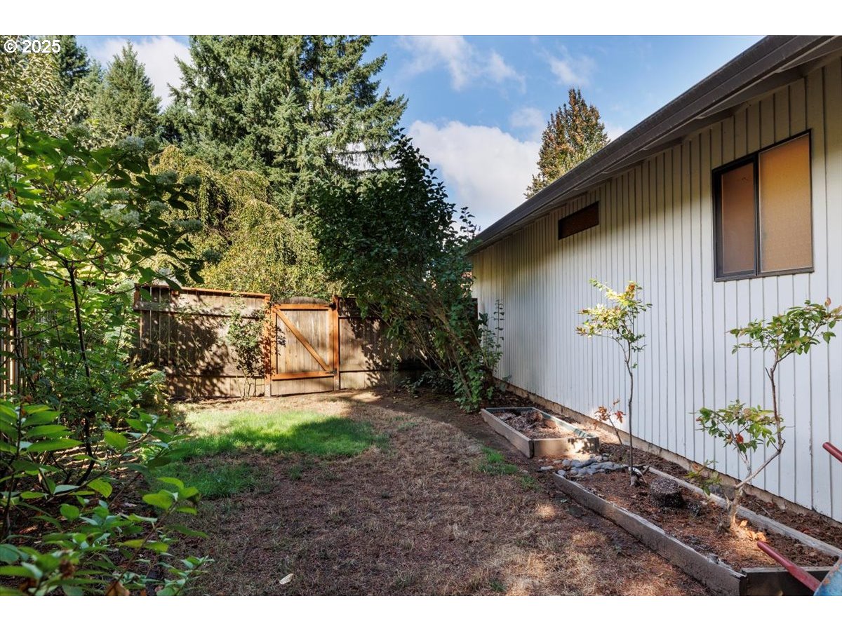 17230 Southwest Rivendell Drive Portland, OR 97224 - Photo 23 of 25 Gallery Image 23