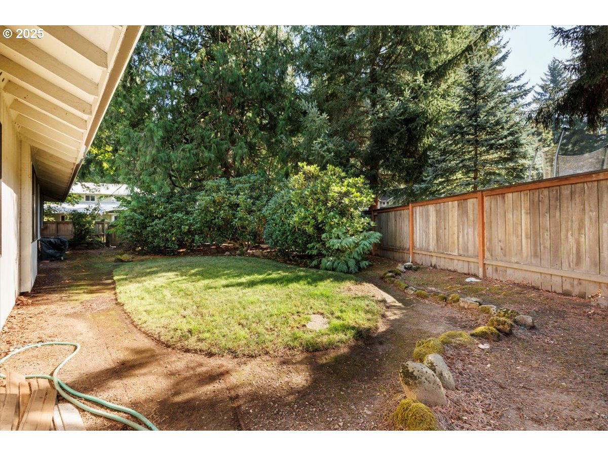 17230 Southwest Rivendell Drive Portland, OR 97224 - Photo 24 of 25 Gallery Image 24