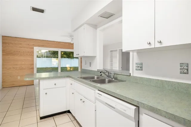 $485,000 | 2208 34th Street West, Bradenton, FL 34205