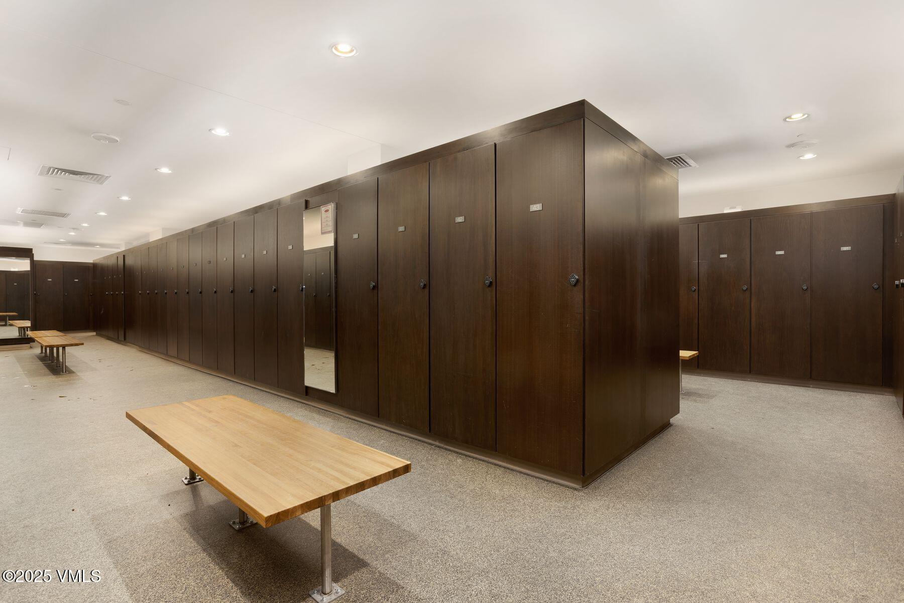 701 West Lionshead Circle, Unit W404 Vail, CO 81657 - Photo 43 of 45 photo_online_044