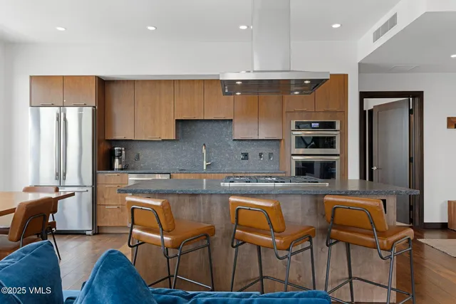 $3,000,000 | 701 West Lionshead Circle, Unit W404, Vail, CO 81657