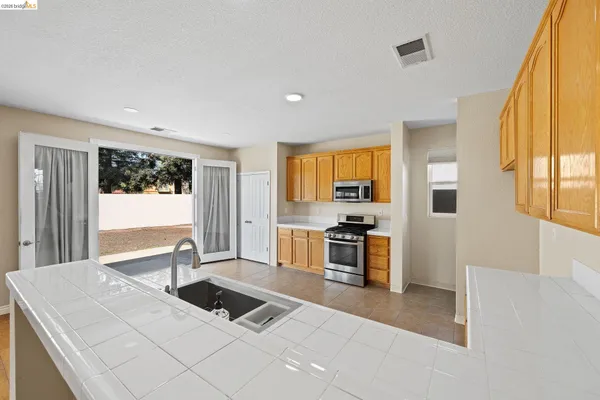 $750,000 | 5019 Fernbank Way, Antioch, CA 94531