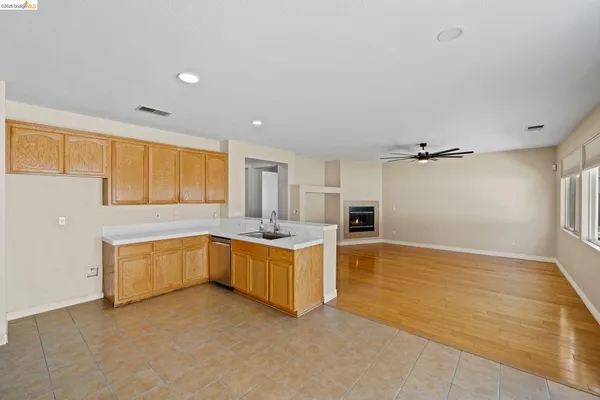 $750,000 | 5019 Fernbank Way, Antioch, CA 94531