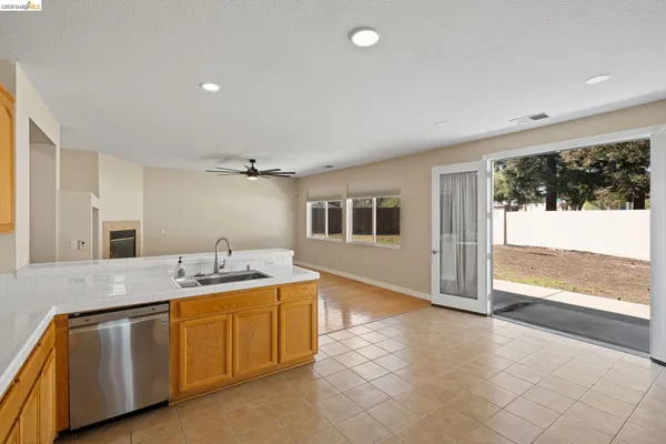 $750,000 | 5019 Fernbank Way, Antioch, CA 94531