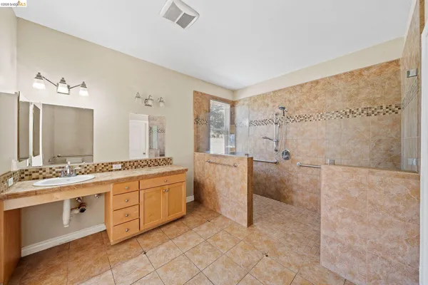 $750,000 | 5019 Fernbank Way, Antioch, CA 94531