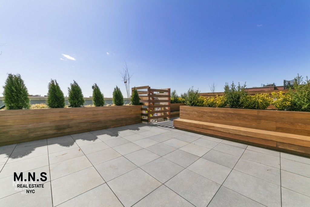 93 Linden Street, Unit J4 Brooklyn, NY 11221 - Photo 23 of 35