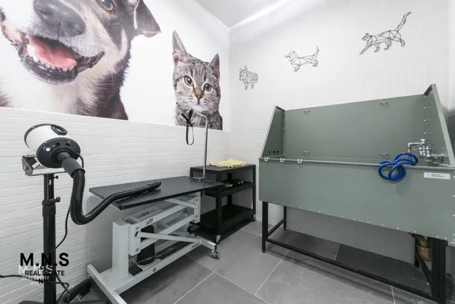 $2,724 | 93 Linden Street, Unit J4 | Bushwick