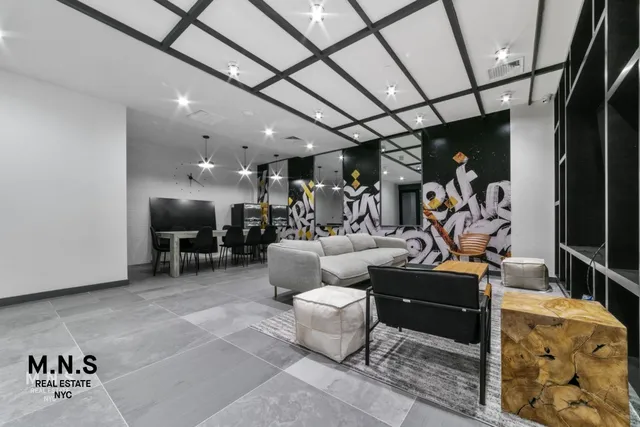 $2,724 | 93 Linden Street, Unit J4 | Bushwick