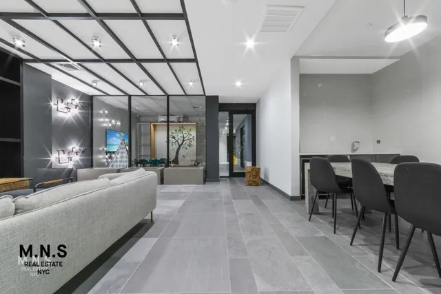 $2,724 | 93 Linden Street, Unit J4 | Bushwick