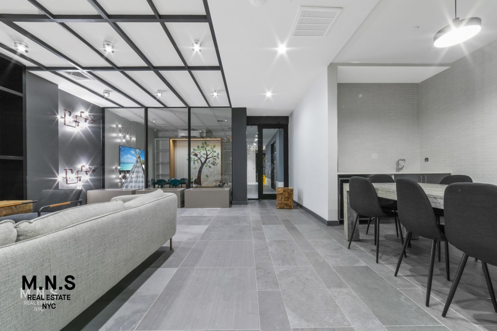 93 Linden Street, Unit J4 Brooklyn, NY 11221 - Photo 30 of 35