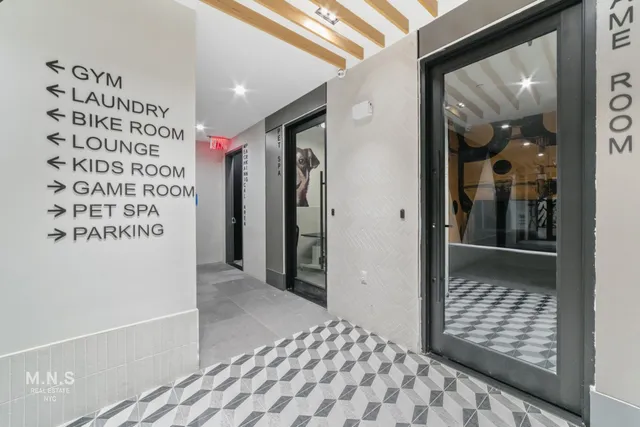 $2,724 | 93 Linden Street, Unit J4 | Bushwick