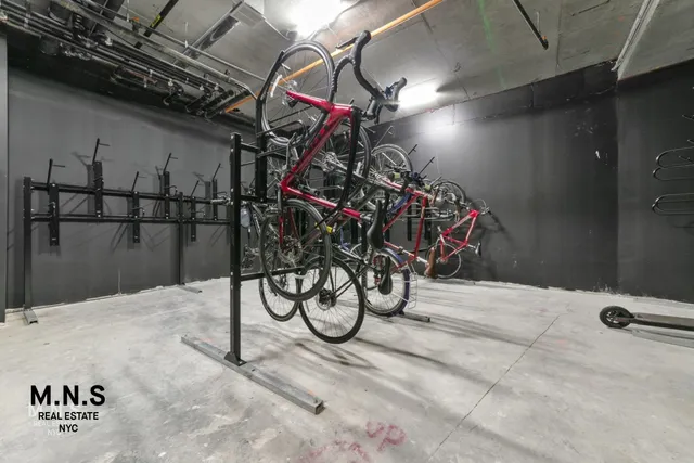 $2,724 | 93 Linden Street, Unit J4 | Bushwick