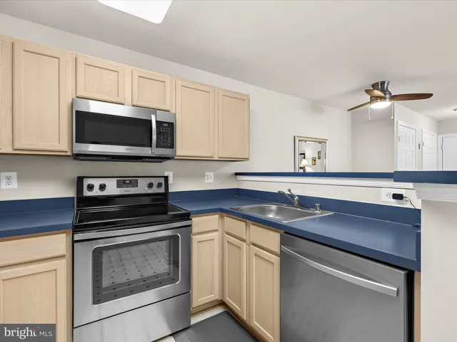 $325,000 | 1976 Scotts Crossing Way, Unit 103, Annapolis, MD 21401