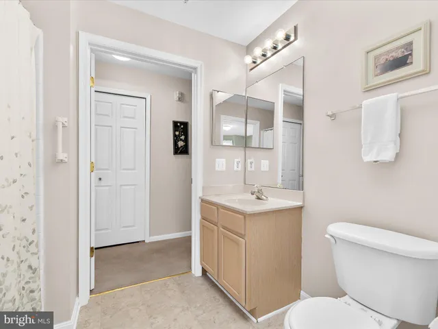 $325,000 | 1976 Scotts Crossing Way, Unit 103, Annapolis, MD 21401