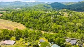 $180,000 | 1958 Branam Hill Road, Jellico, TN 37762