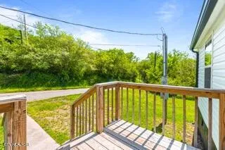 $180,000 | 1958 Branam Hill Road, Jellico, TN 37762