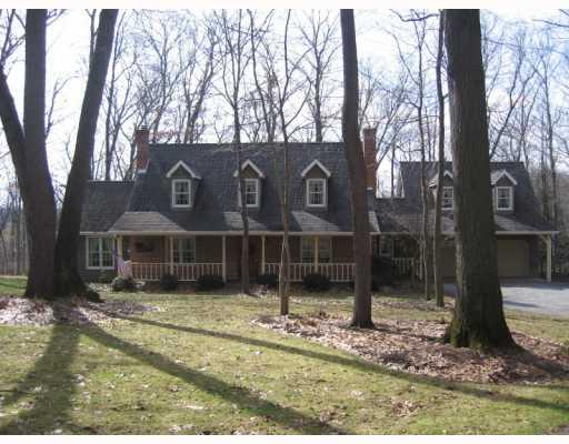 120 Rustique Lane Butler, PA 16002 - Photo 1 of 14 Exterior Front.