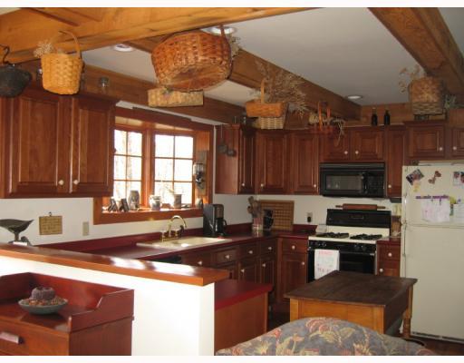 120 Rustique Lane Butler, PA 16002 - Photo 2 of 14 Kitchen.
