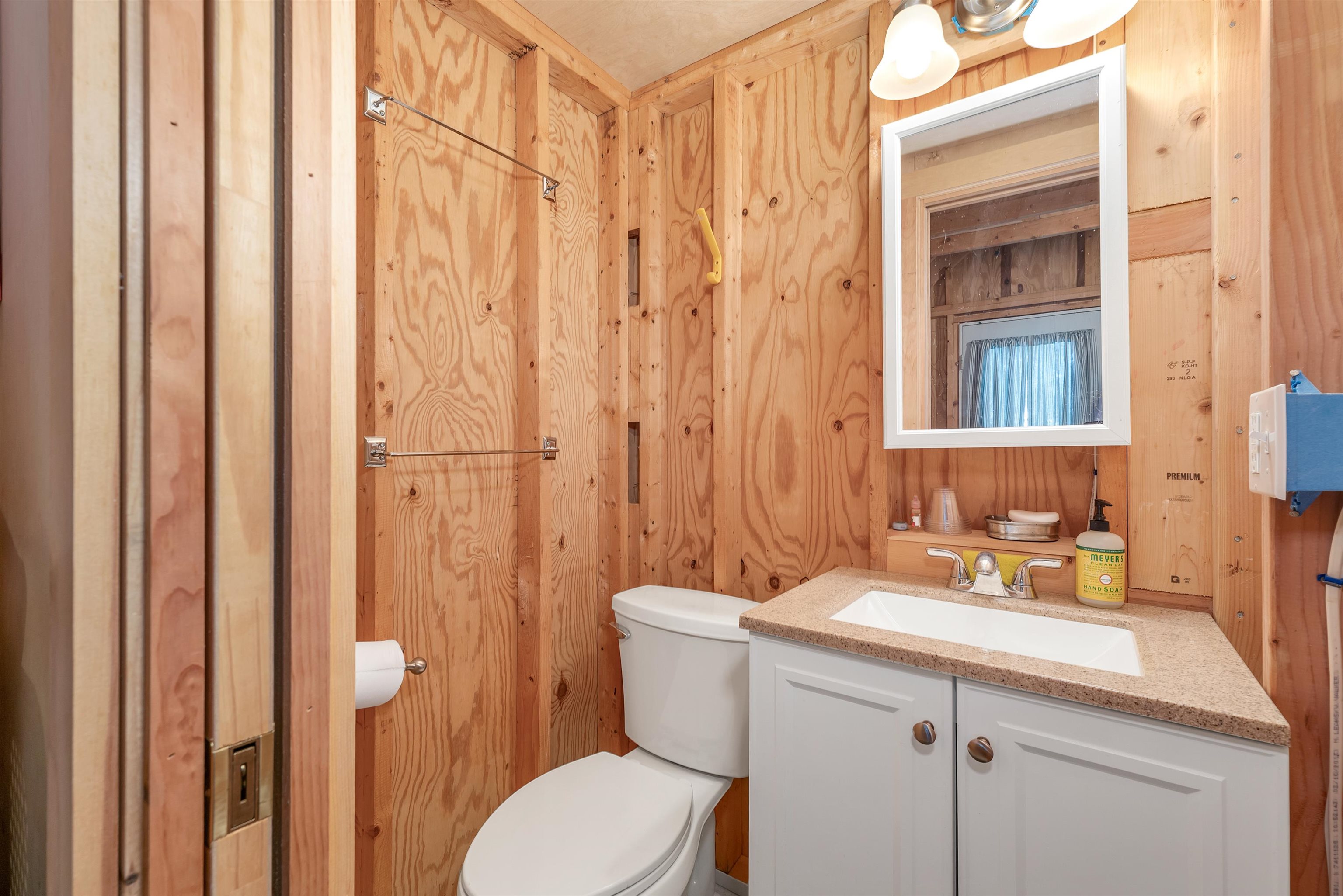 6 Bear Island Meredith, NH 03253 - Photo 34 of 40