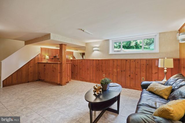 $630,000 | 4103 Taney Avenue, Alexandria, VA 22304