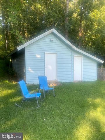 $630,000 | 4103 Taney Avenue, Alexandria, VA 22304