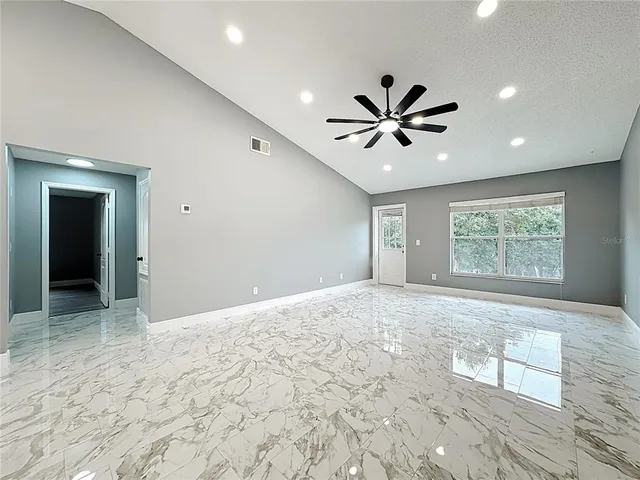 $3,500 | 697 Winding Lake Drive, Clermont, FL 34711