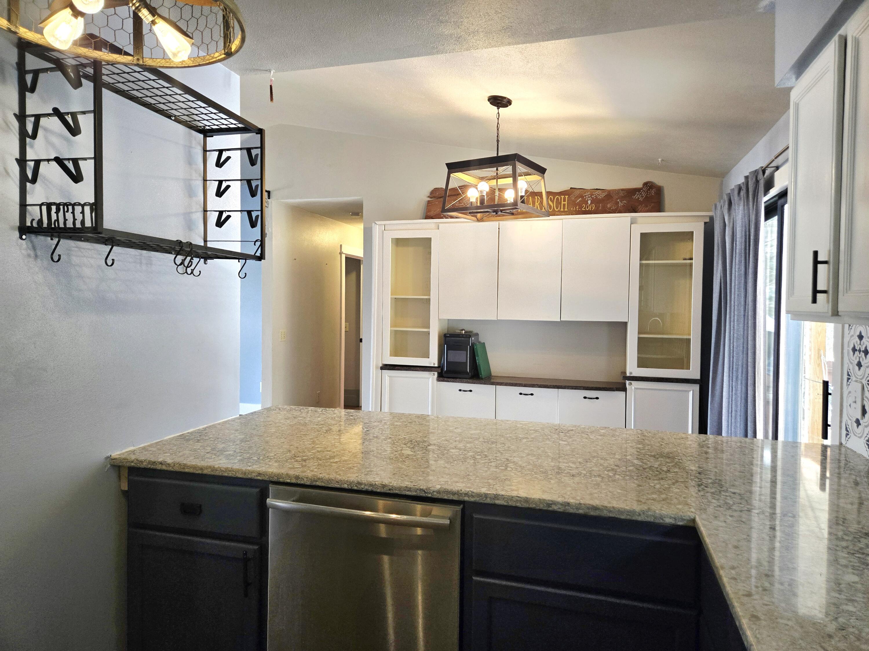 1327 Montclair Place Fort Atkinson, WI 53538 - Photo 13 of 35 Kitchen