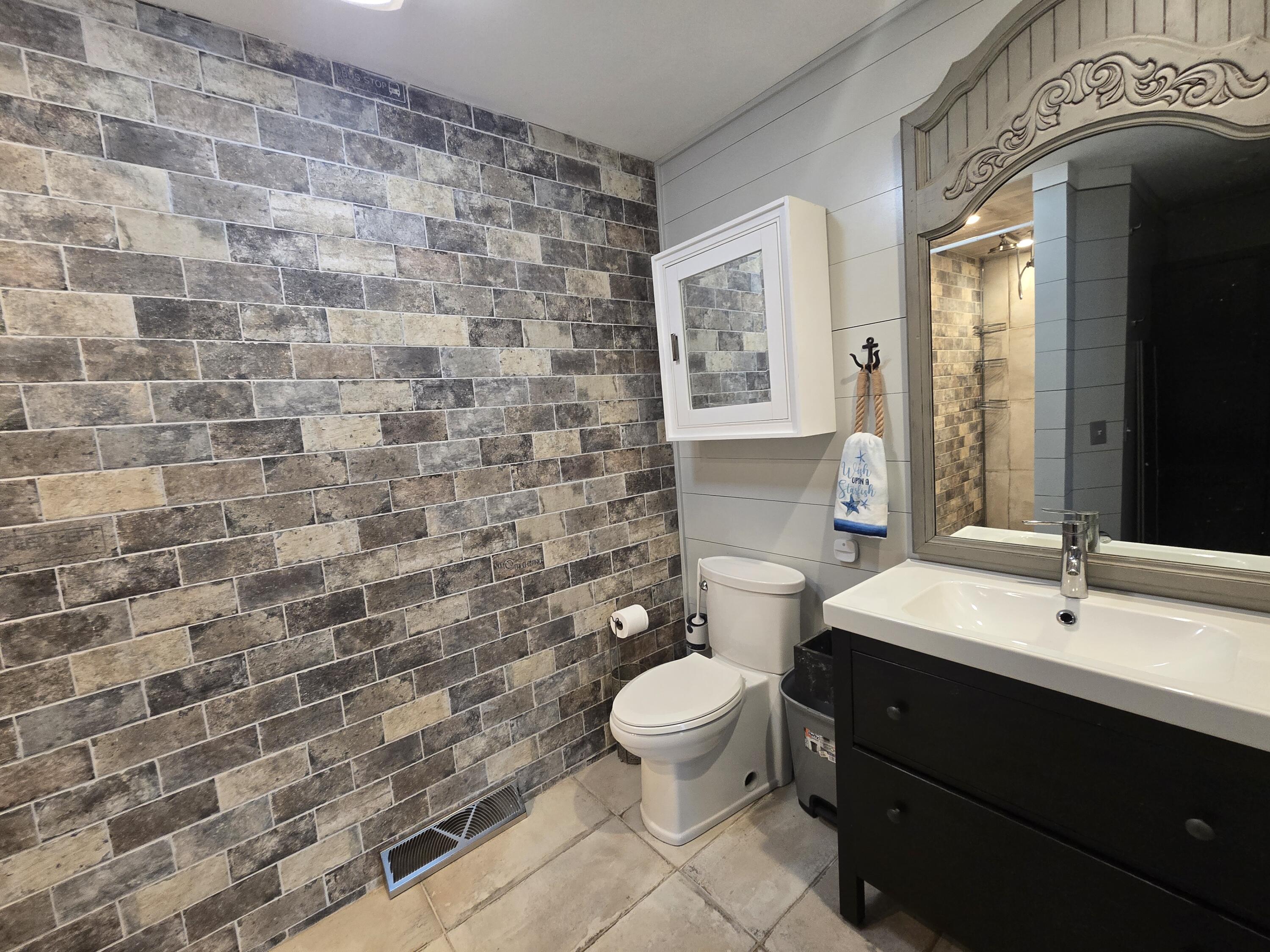 1327 Montclair Place Fort Atkinson, WI 53538 - Photo 27 of 55 Master Bathroom w/Heated Floor & Shower