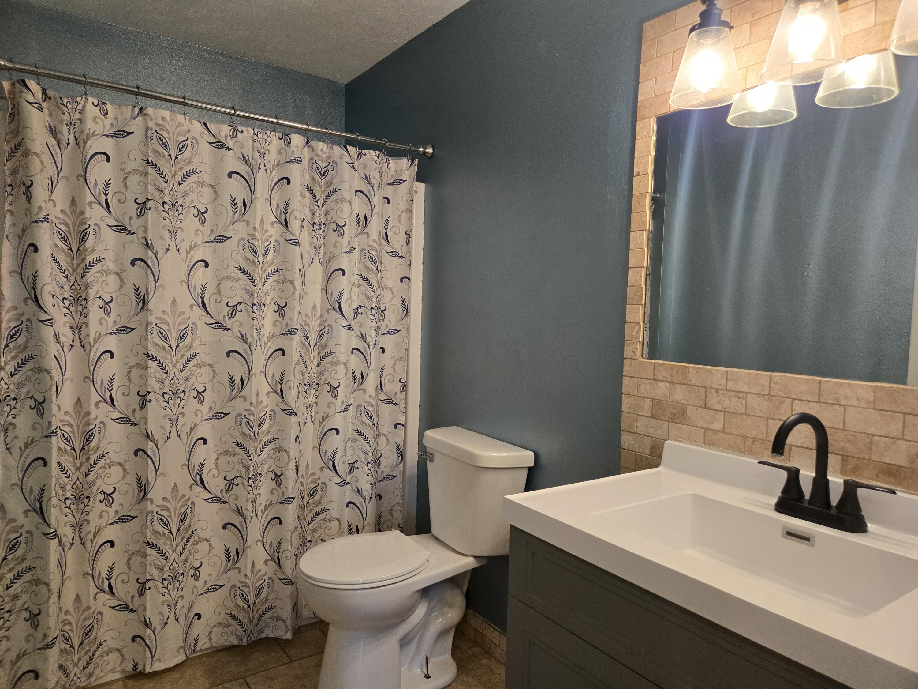 1327 Montclair Place Fort Atkinson, WI 53538 - Photo 34 of 55 Main Floor Bathroom