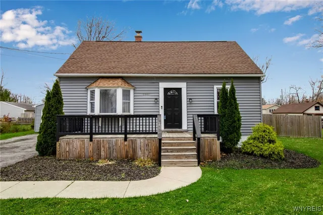$239,900 | 5048 Roseview Avenue, Hamburg, NY 14219