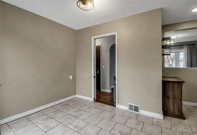 $239,900 | 5048 Roseview Avenue, Hamburg, NY 14219