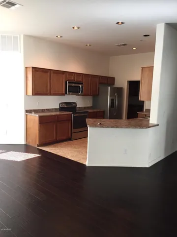 $2,595 | 1502 East Dunlap Avenue, Unit 12, Phoenix, AZ 85020