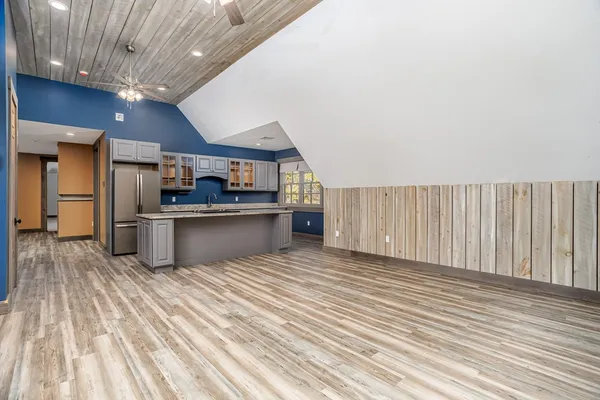 $2,995,000 | 210 Indian Hill Road, Groton, MA 01450