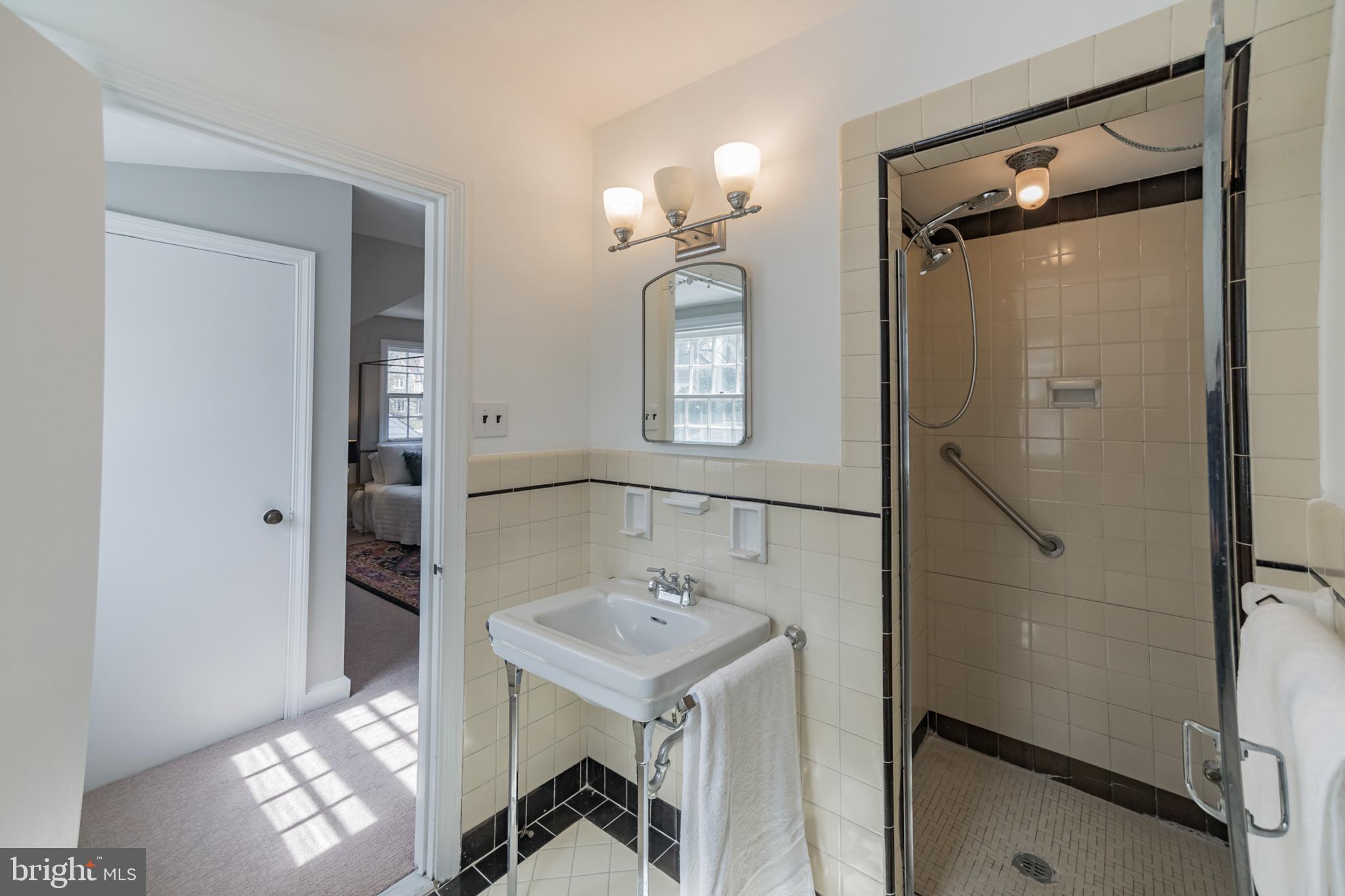 918 Remington Road Wynnewood, PA 19096 - Photo 18 of 30