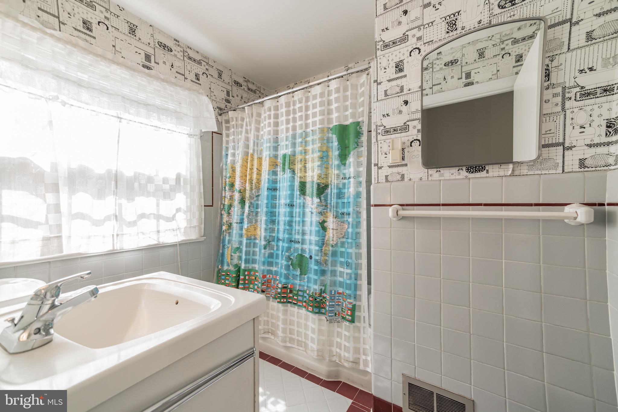 918 Remington Road Wynnewood, PA 19096 - Photo 21 of 30