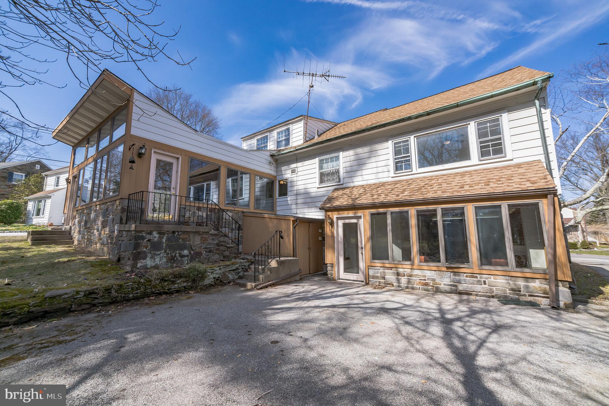 918 Remington Road Wynnewood, PA 19096 - Photo 3 of 30