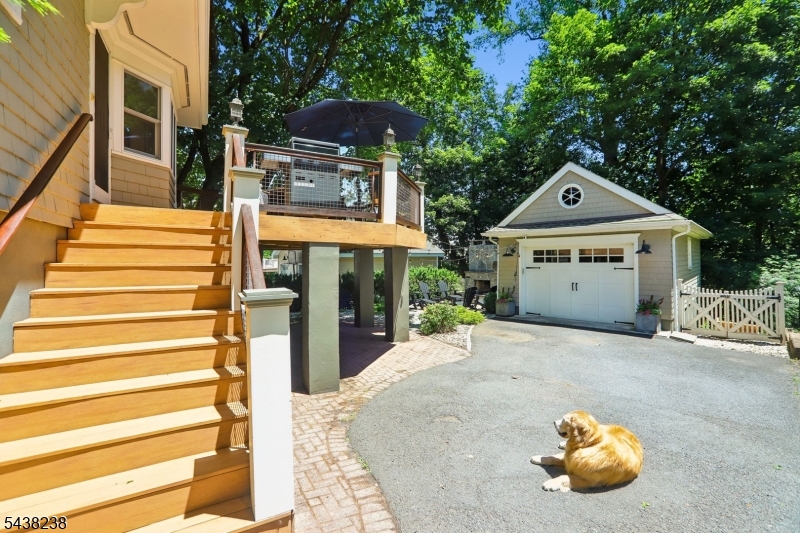 22 Oak Ridge Avenue Summit, NJ 07901 - Photo 35 of 38